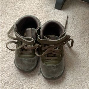 Toddler Reebok 5c EUC